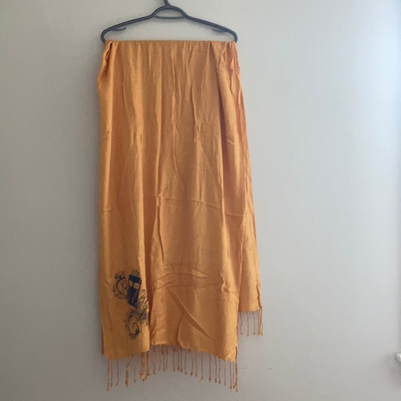 Yellow Tardis Scarf - Picture 2 of 4